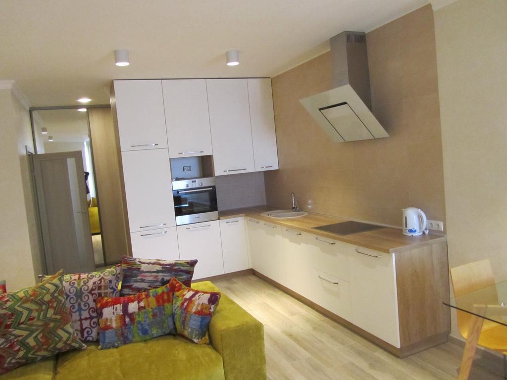 Apartments On Henuezskaya 5 Одеса Екстериор снимка